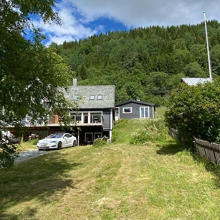 Voss- Oppheim Suite Private Cozy Cabin Vossestrand Εξωτερικό φωτογραφία